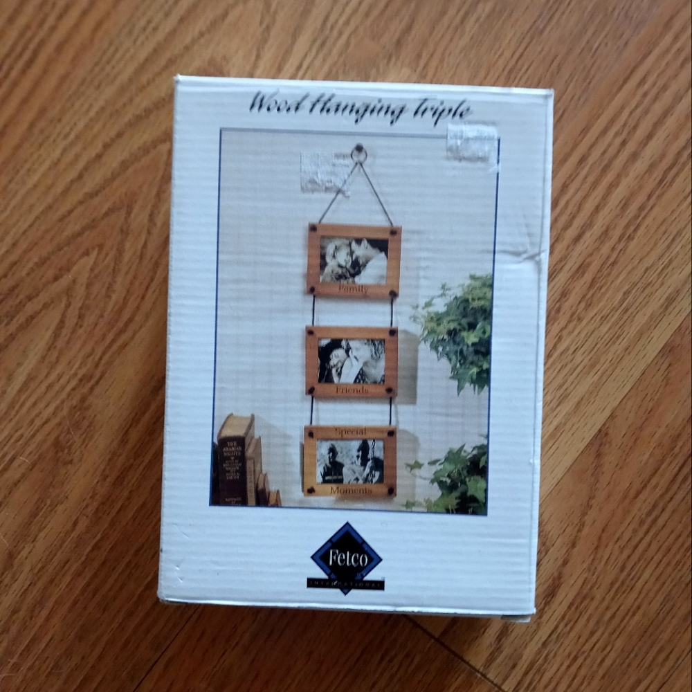 Fetco triple wood hanging picture frames